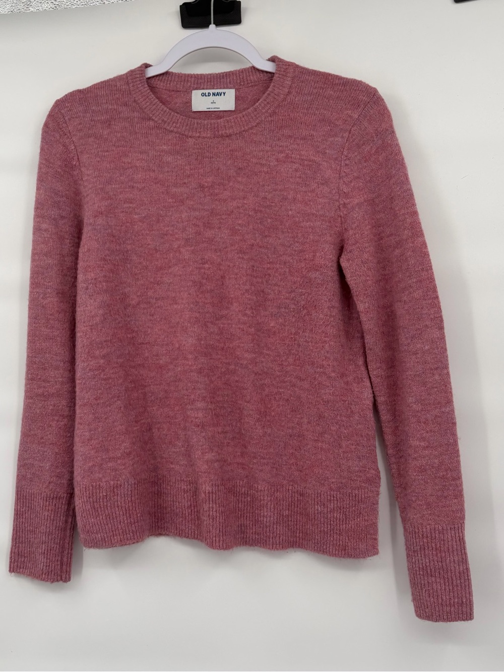 Old navy dusty rose crew neck fuzzy sweater